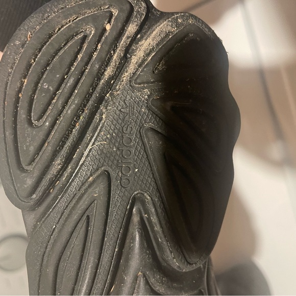 Adidas | adiprene athletic shoes euc - Picture 6 of 9